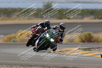 media/Oct-08-2022-SoCal Trackdays (Sat) [[1fc3beec89]]/Turn 14 (1050am)/